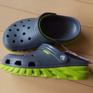 クロックス(crocs)の今だけ値下げします！新品　crocs　デュエットマックス　23(サンダル)