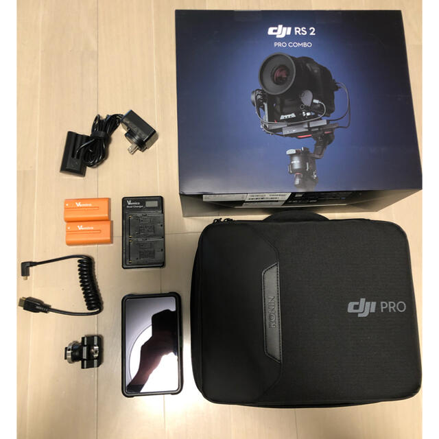 DJI RS2 PROCOMBO ＋　ATOMOS SHINOBI セット スマホ/家電/カメラのカメラ(デジタル一眼)の商品写真