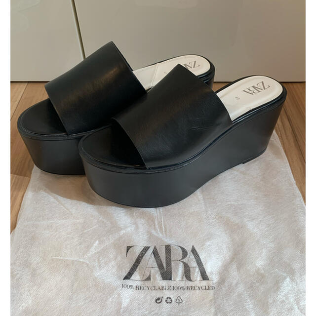 ZARA 厚底レザーサンダル