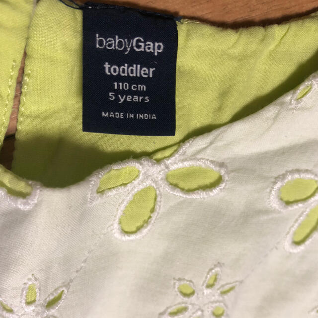 babyGAP(ベビーギャップ)のbaby GAP ワンピース 110 キッズ/ベビー/マタニティのキッズ服女の子用(90cm~)(ワンピース)の商品写真