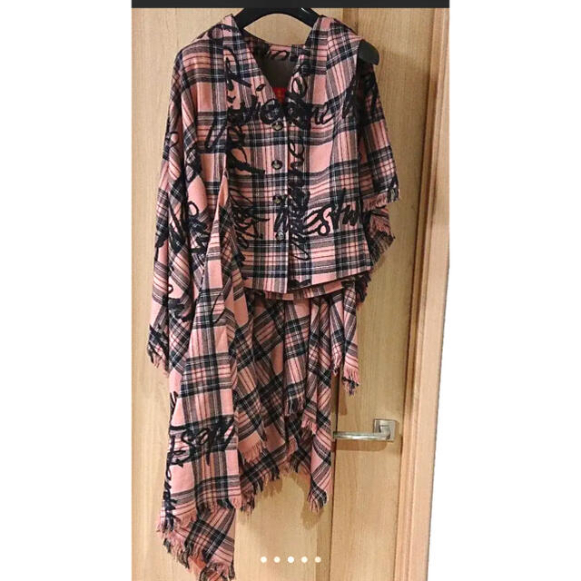 Vivienne Westwood(ヴィヴィアンウエストウッド)の【may様専用】viviennewestwood チェックセットアップ レディースのレディース その他(セット/コーデ)の商品写真