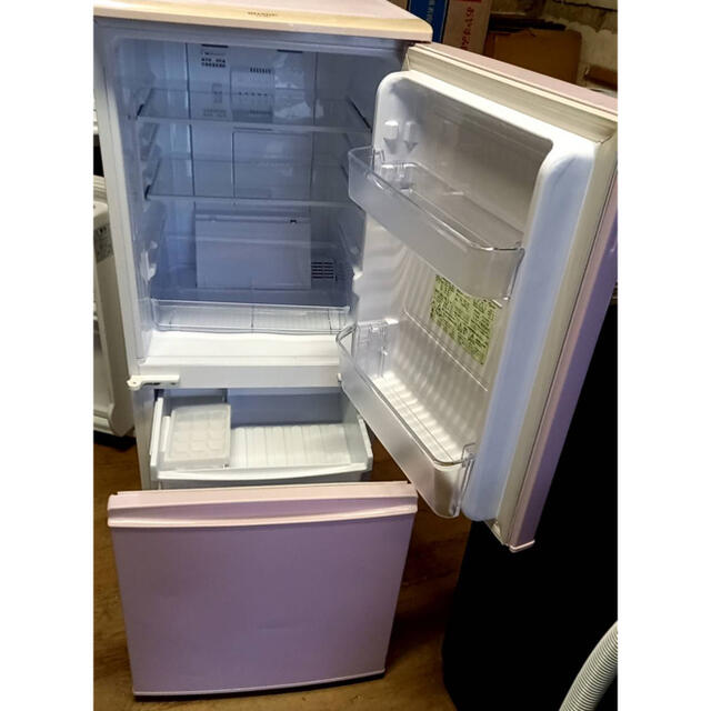 SHARP(シャープ)のシャープ　ノンフロン冷凍冷蔵庫 　　SJ-14E1-SP     2014年製 スマホ/家電/カメラの生活家電(冷蔵庫)の商品写真