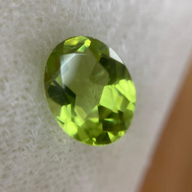 ⭐天然  ペリドット ルース 6.4ct