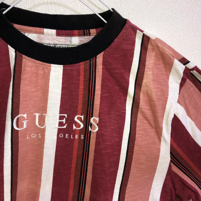 GUESS(ゲス)の【最終値下げ】GUESS ゲス マルチカラーストライプ Tシャツ 刺繍ロゴ メンズのトップス(Tシャツ/カットソー(半袖/袖なし))の商品写真