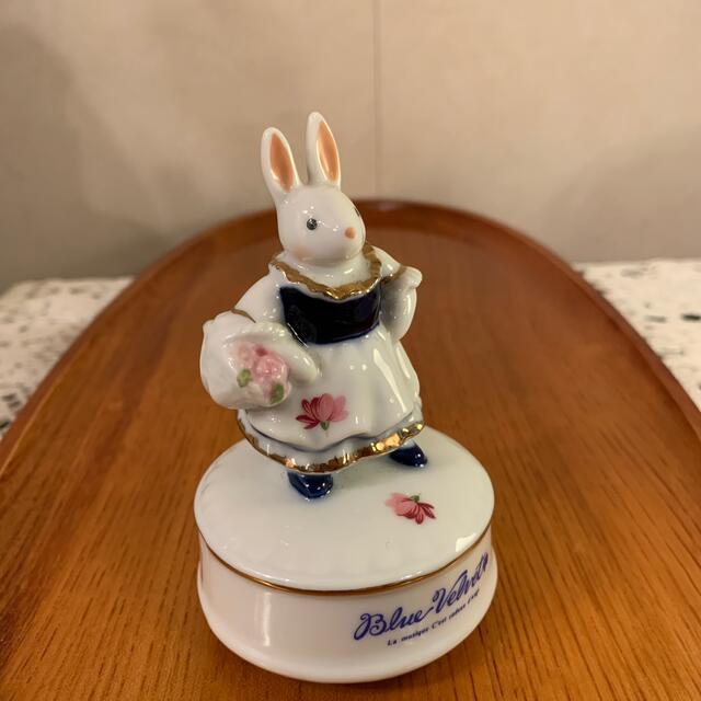 函館オルゴール 明治館 Blue Velvet ウサギ 陶器 日本製の通販 by スノーフレーク｜ラクマ