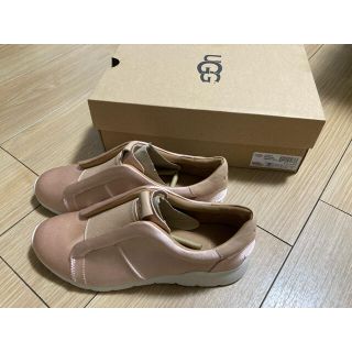 新品　アグ UGG スニーカー サテン×レザー ピンク　24cm レディース 靴(スニーカー)