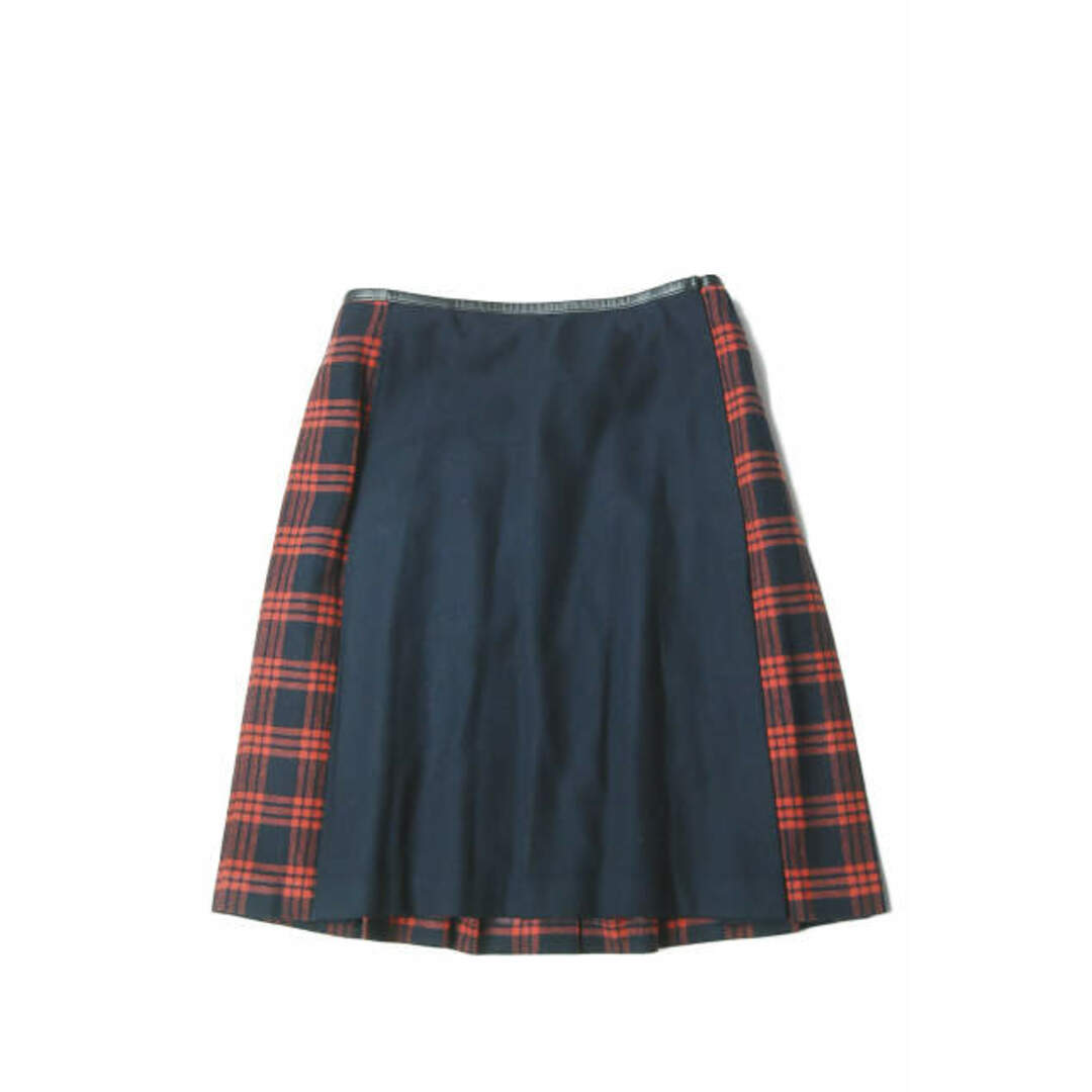 beautiful people(ビューティフルピープル)のbeautiful people ビューティフルピープル 日本製 14AW fine flannel check back pleats skirt ファインフランネルチェックバックプリーツスカート 1430107001 38 ネイビー チェック  ボトムス【中古】【beautiful people】 レディースのスカート(ひざ丈スカート)の商品写真