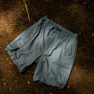 ワンエルディーケーセレクト(1LDK SELECT)の【グレーM新品】Daiwa PIER39 Tech French Shorts(ショートパンツ)