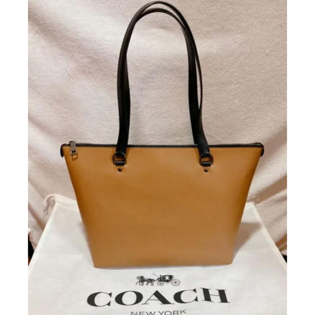 COACH(コーチ)のCOACH  コーチ　トートバッグ　　ブラウン　ライトサドル レディースのバッグ(トートバッグ)の商品写真