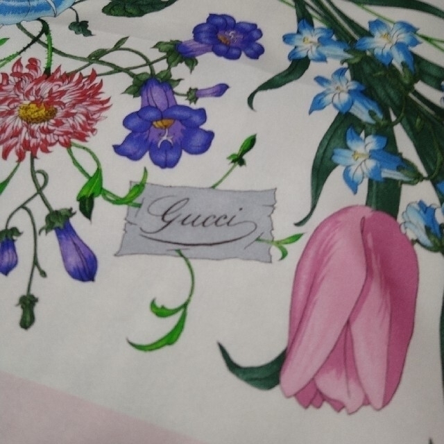2022限定SALE Gucci スカーフ ストール 大判の通販 by Margaret |グッチならラクマ - 新品未使用 GUCCI グッチ 本物保証新作