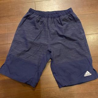 アディダス(adidas)のadidasショートパンツ　キッズ160 美品！(パンツ/スパッツ)