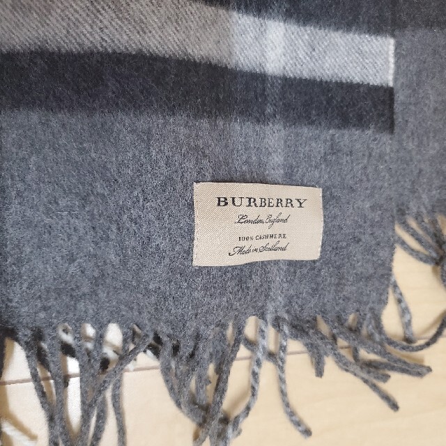 BURBERRY(バーバリー)のバーバリー　マフラー レディースのファッション小物(マフラー/ショール)の商品写真