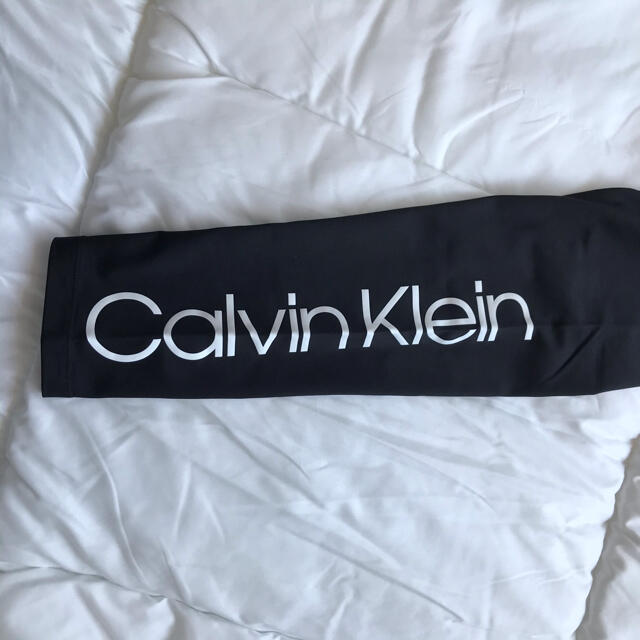 Calvin Klein(カルバンクライン)の未使用 Calvin Klein レギンス スポーツブラ セット  レディースのレッグウェア(レギンス/スパッツ)の商品写真