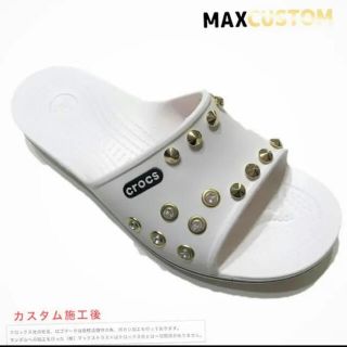 クロス(CROSS)のクロックス カスタム crocs スワロ スライド 白 金 23-29 新品(サンダル)