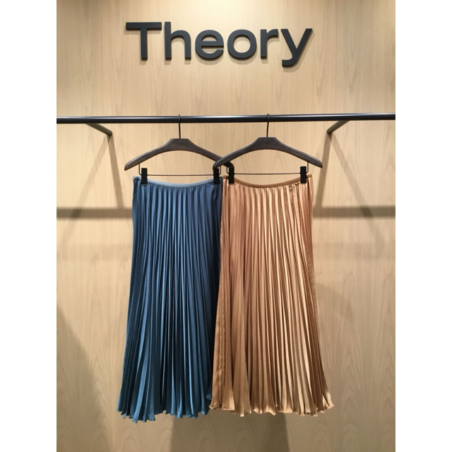 theory(セオリー)のTheory 20aw プリーツロングスカート レディースのスカート(ロングスカート)の商品写真