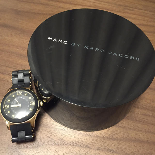 MARC BY MARC JACOBS(マークバイマークジェイコブス)のマークバイマークジェイコブズ☆腕時計 レディースのファッション小物(腕時計)の商品写真