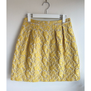 ボールジィ(Ballsey)のボールジィ 花柄スカート フラワースカート 黄色 トゥモローランド(ひざ丈スカート)