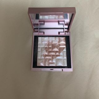 ボビイブラウン(BOBBI BROWN)の限定　ボビイブラウン　ミニハイライティングパウダー　ピンクグロウ　ハイライト(フェイスカラー)