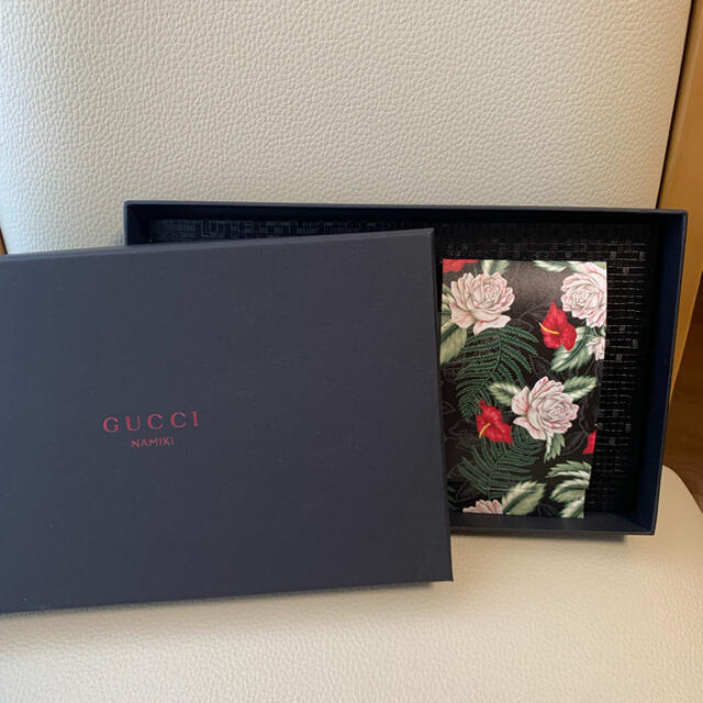 Gucci(グッチ)のグッチ　並木通り店限定　ノベルティ レディースのバッグ(ショルダーバッグ)の商品写真