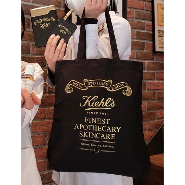 Kiehl's(キールズ)のキールズ　ノベルティセット コスメ/美容のコスメ/美容 その他(その他)の商品写真