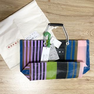 マルニ(Marni)のMARNI MARKET マルニ ストライプバッグ ミニ マルチグリーン 新品(かごバッグ/ストローバッグ)