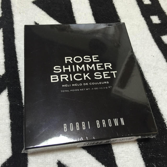 BOBBI BROWN(ボビイブラウン)のフェイスカラー新品未使用 コスメ/美容のベースメイク/化粧品(フェイスカラー)の商品写真