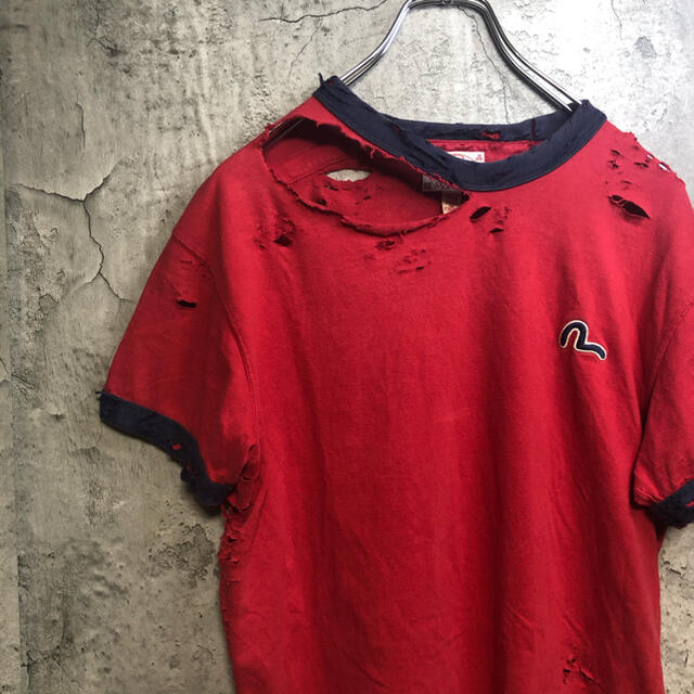 EVISU(エビス)の【ボロボロ】EVISU エヴィス　vintage ボロT 希少　90s 菅田将暉 レディースのトップス(Tシャツ(半袖/袖なし))の商品写真