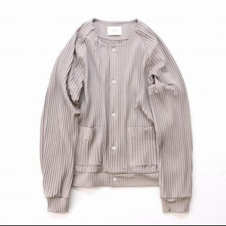 ワンエルディーケーセレクト(1LDK SELECT)のstein pleated knit cardigan GREIGE(カーディガン)