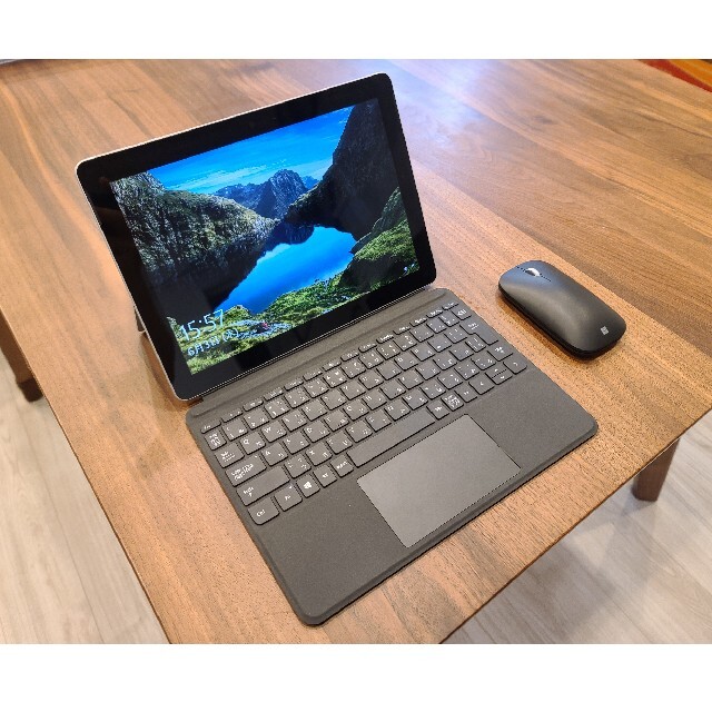 Microsoft(マイクロソフト)のSurface Go (128GB/8GB) MCZ-00014 スマホ/家電/カメラのPC/タブレット(ノートPC)の商品写真