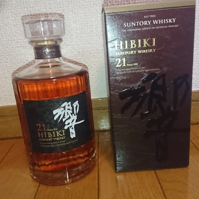 サントリー 響21年 700ml 未開封 新品 箱 マイレージ付き | tuambiente.mx サントリー 響21年 700ml 未開封 新品 箱 マイレージ付き | tuambiente.mx