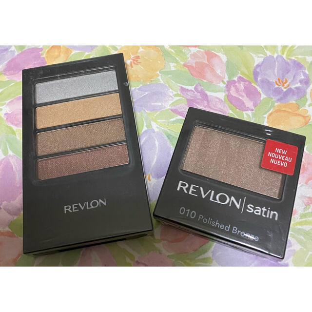 REVLON(レブロン)のRevlon アイシャドウ セット コスメ/美容のベースメイク/化粧品(アイシャドウ)の商品写真