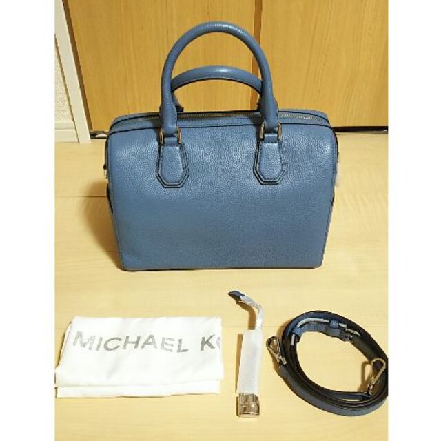 Michael Kors(マイケルコース)の★キラリ様★マイケルコース MICHAEL KORS 2way☆未使用訳あり☆ レディースのバッグ(ハンドバッグ)の商品写真