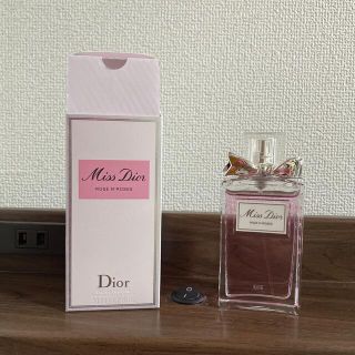 ディオール(Dior)のDior グレー巾着　ローズ＆ローズ　ミスディオール(香水(女性用))