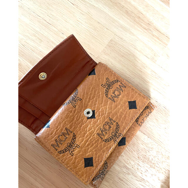 MCM(エムシーエム)のMCM エムシーエム 財布 レディースのファッション小物(財布)の商品写真