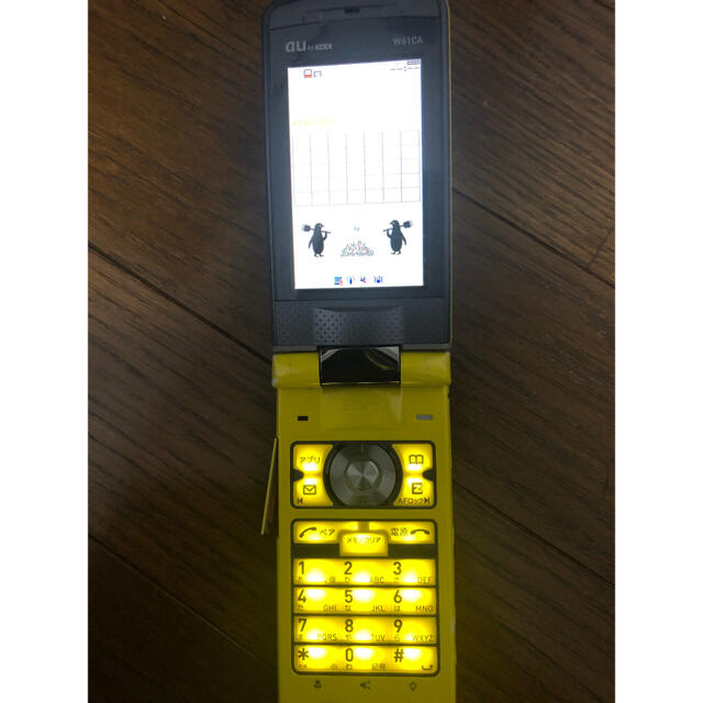 CASIO(カシオ)のジャンク品　au W61CA スマホ/家電/カメラのスマートフォン/携帯電話(携帯電話本体)の商品写真