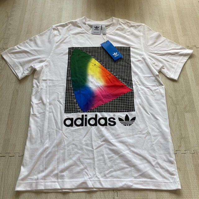 adidas(アディダス)の6.新品 アディダスオリジナルス メンズ ロゴTシャツ ホワイト カラフル M メンズのトップス(Tシャツ/カットソー(半袖/袖なし))の商品写真