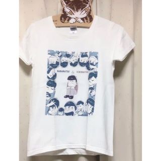 おそ松さん Tシャツ カラ松に囲まれる一松(Tシャツ(半袖/袖なし))