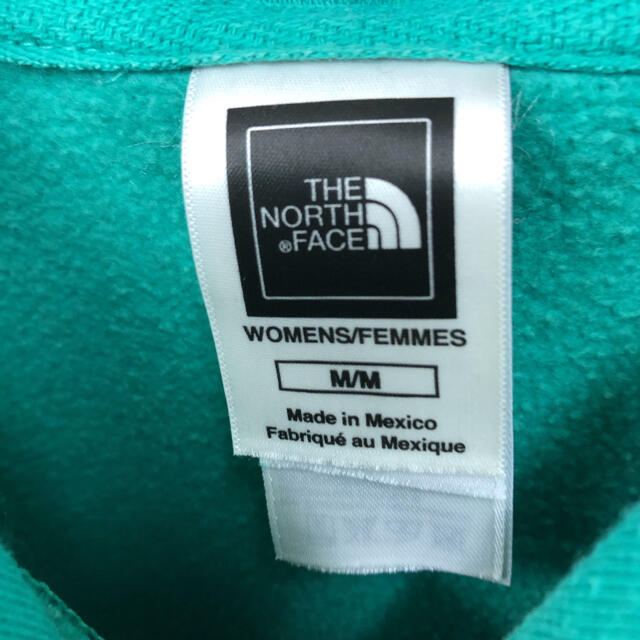 THE NORTH FACE(ザノースフェイス)のノースフェイス　ビックロゴパーカー　エメラルドグリーン　レディースM レディースのトップス(パーカー)の商品写真