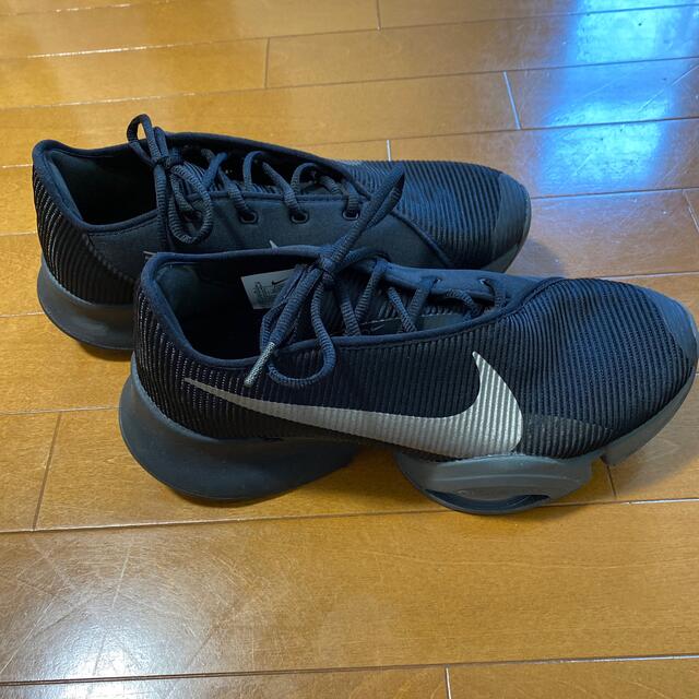 NIKE スニーカー