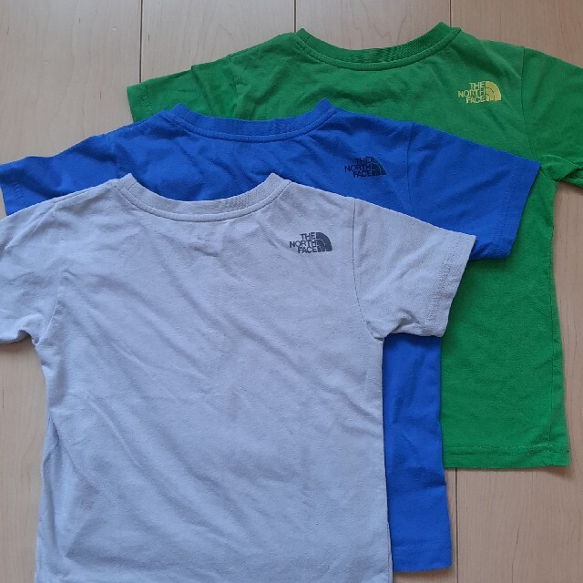 THE NORTH FACE(ザノースフェイス)の(最終値下げ)　THE NORTH FACE キッズ　Tシャツ　120 130 キッズ/ベビー/マタニティのキッズ服男の子用(90cm~)(Tシャツ/カットソー)の商品写真