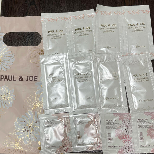 PAUL & JOE(ポールアンドジョー)のPAUL & JOE サンプルセット コスメ/美容のキット/セット(サンプル/トライアルキット)の商品写真