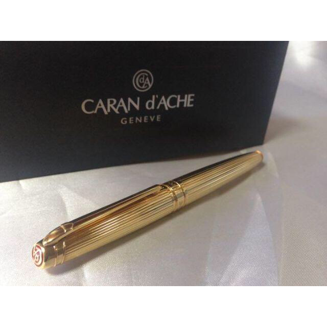 CARAN d'ACHE(カランダッシュ)の名器！未使用 カランダッシュ レマン ゴドロン ゴールドプレート ローラーボール インテリア/住まい/日用品の文房具(ペン/マーカー)の商品写真