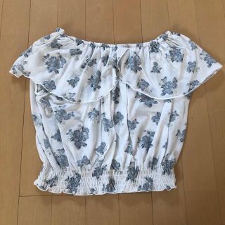 ウィゴー(WEGO)のオフショルダー、Ｔシャツ　※お値下げ中！(Tシャツ(半袖/袖なし))