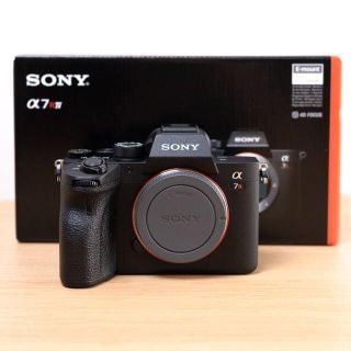 ソニー(SONY)の美品 保証2023年1月 SONY a7r4 ILCE-7RM4 α7r4(ミラーレス一眼)