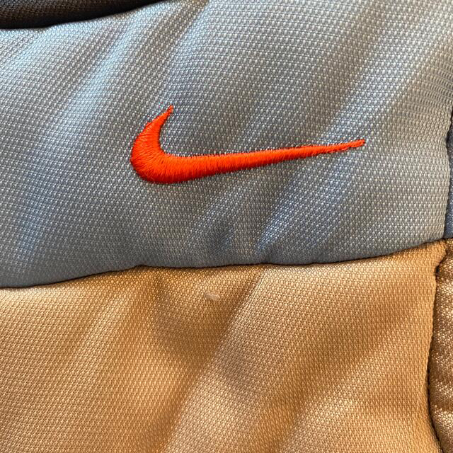 NIKE(ナイキ)の値下げ！NIKE キッズ　ベスト　パーカー キッズ/ベビー/マタニティのキッズ服男の子用(90cm~)(ジャケット/上着)の商品写真