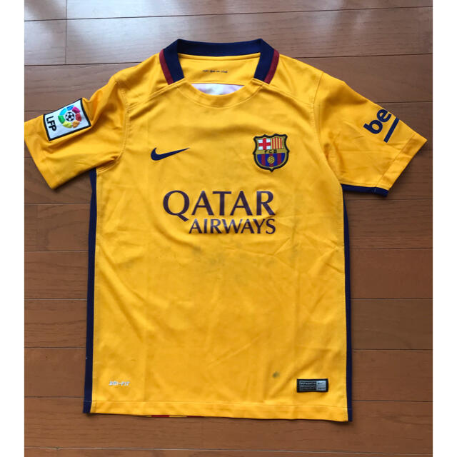 NIKE(ナイキ)のサッカー　ユニフォーム　140cm キッズ/ベビー/マタニティのキッズ服男の子用(90cm~)(Tシャツ/カットソー)の商品写真