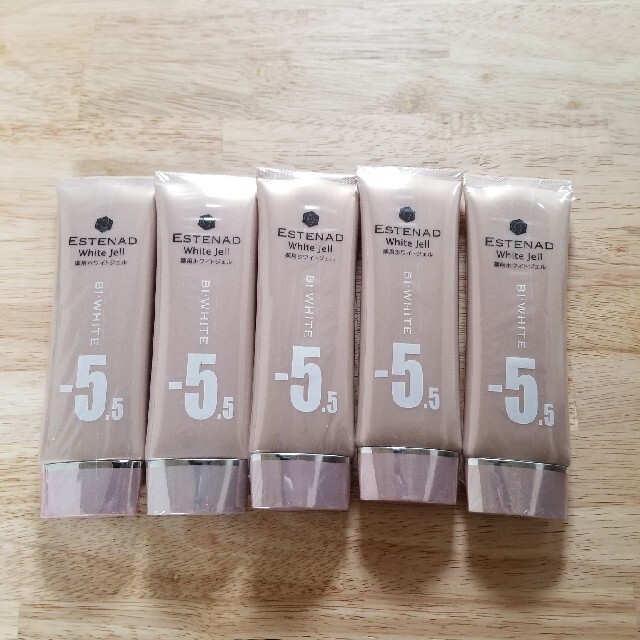 jack様専用 エステナード 薬用ホワイトジェル 5本 jack様専用の通販 by