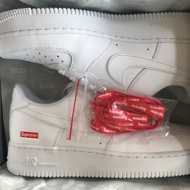 スニーカーsupreme nike air force1 27cm