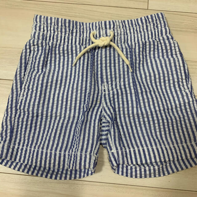 babyGAP(ベビーギャップ)のbaby GAP ショートパンツ二枚セット キッズ/ベビー/マタニティのキッズ服男の子用(90cm~)(パンツ/スパッツ)の商品写真