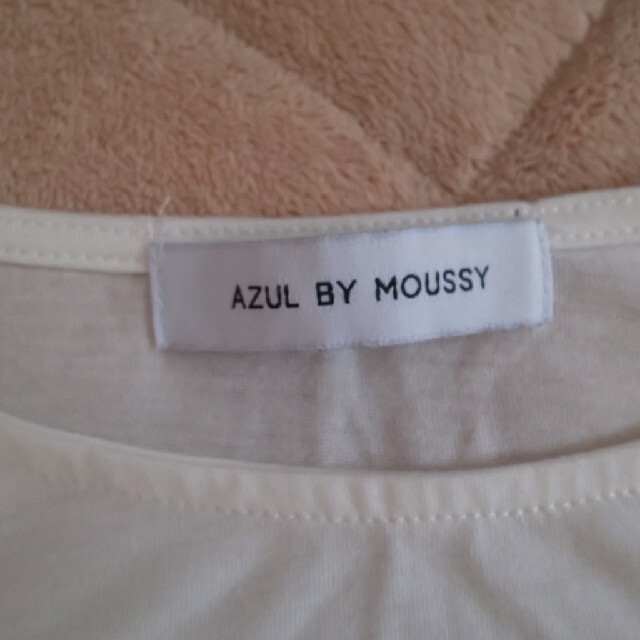 AZUL by moussy(アズールバイマウジー)の袖フリル Tシャツ レディースのトップス(Tシャツ(半袖/袖なし))の商品写真